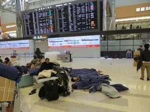 関東地方（成田空港）降雪の影響により、交通機関に影響がでました。